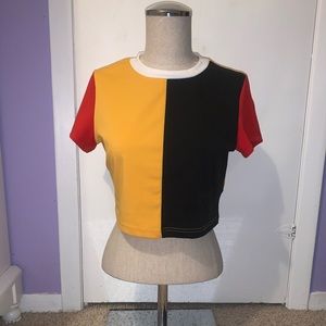 Color Block Crop-Top